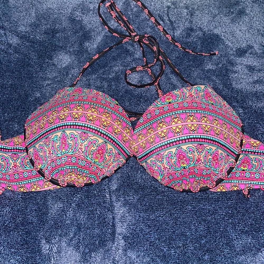 Women’s SHADE & SHORE Bathing Suit TOP ONLY!